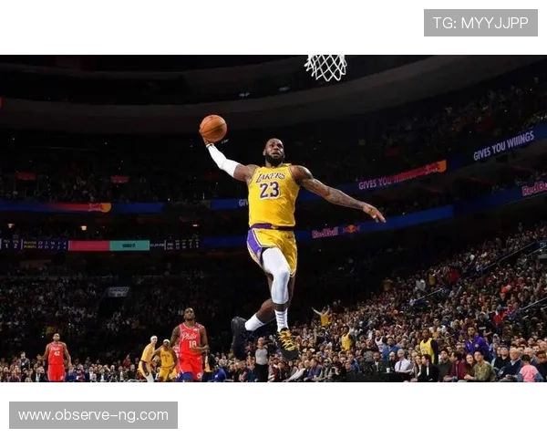 詹姆斯领衔湖人强势反弹西部格局再起波澜引热议季后赛前景悬念升级