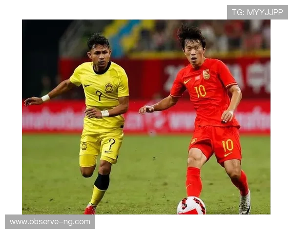 世界杯预选赛中国男足迎战亚洲劲旅，拼搏精神激励球迷满怀期待