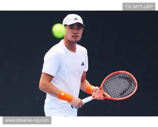 网球大师赛精彩回顾：明星选手激战四强诞生 新兴选手挑战顶尖高手